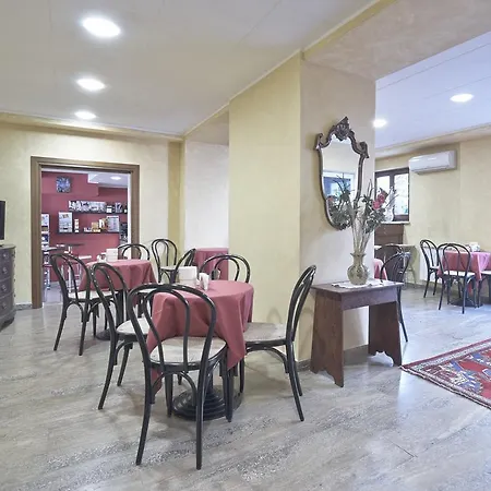 Отель Valentini