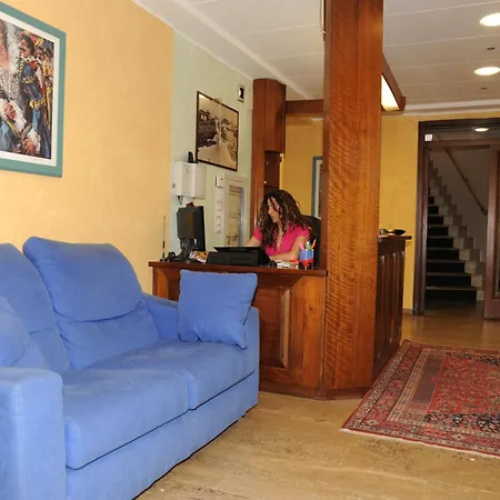 Отель Valentini