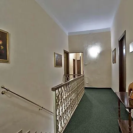 Valentini Hotel 2*